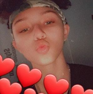 Meet your Posher, Shailin